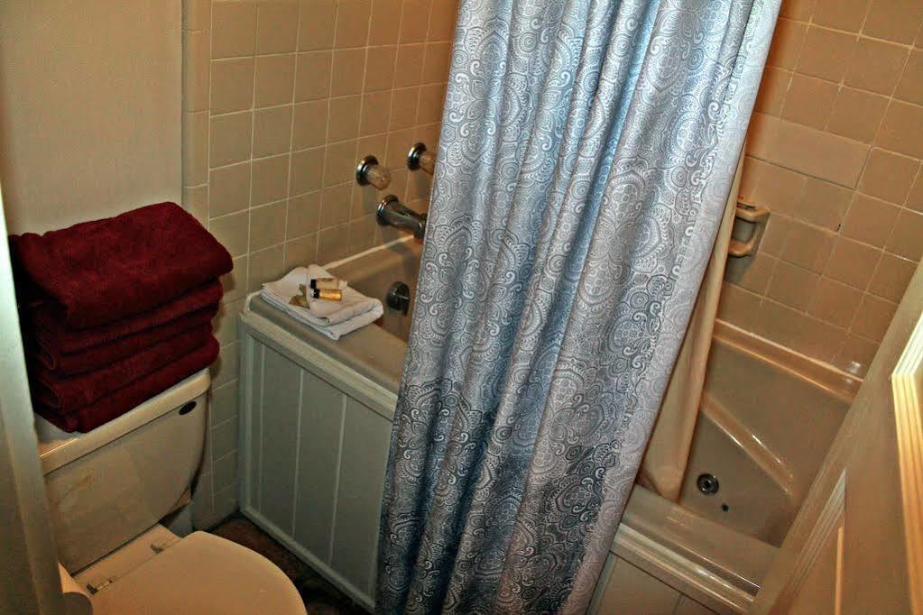 Chateau Orleans ニューオーリンズ エクステリア 写真