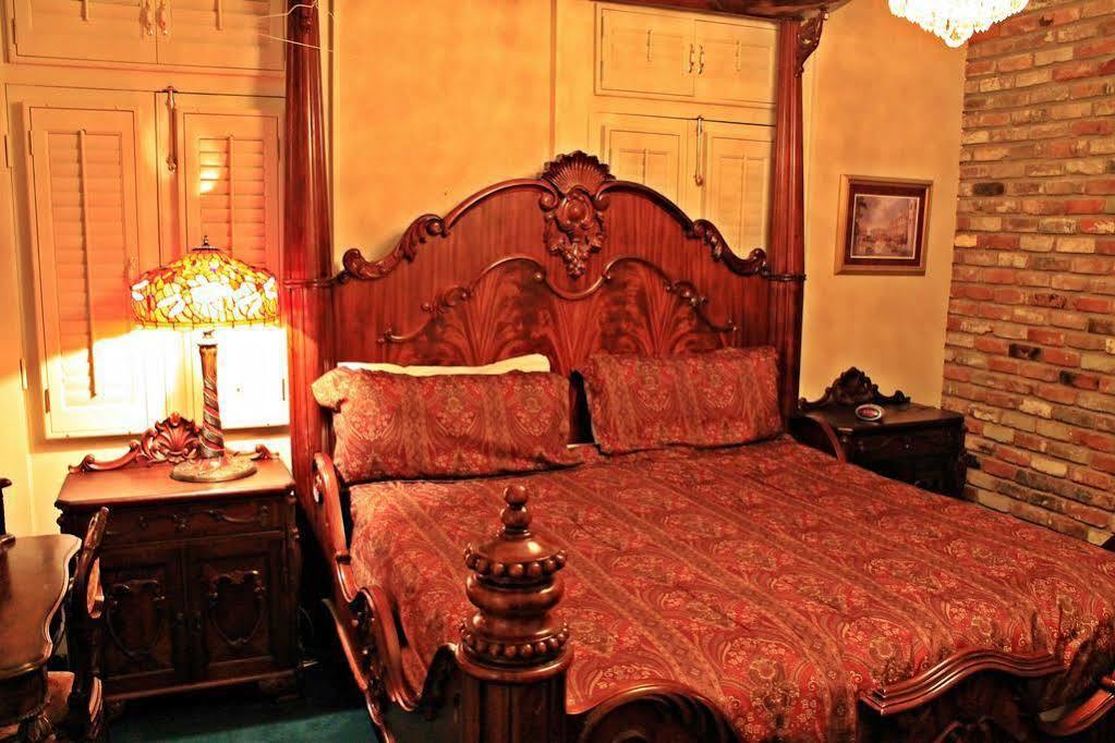 Chateau Orleans ニューオーリンズ エクステリア 写真